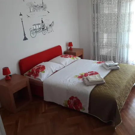 In Kozin Apartment